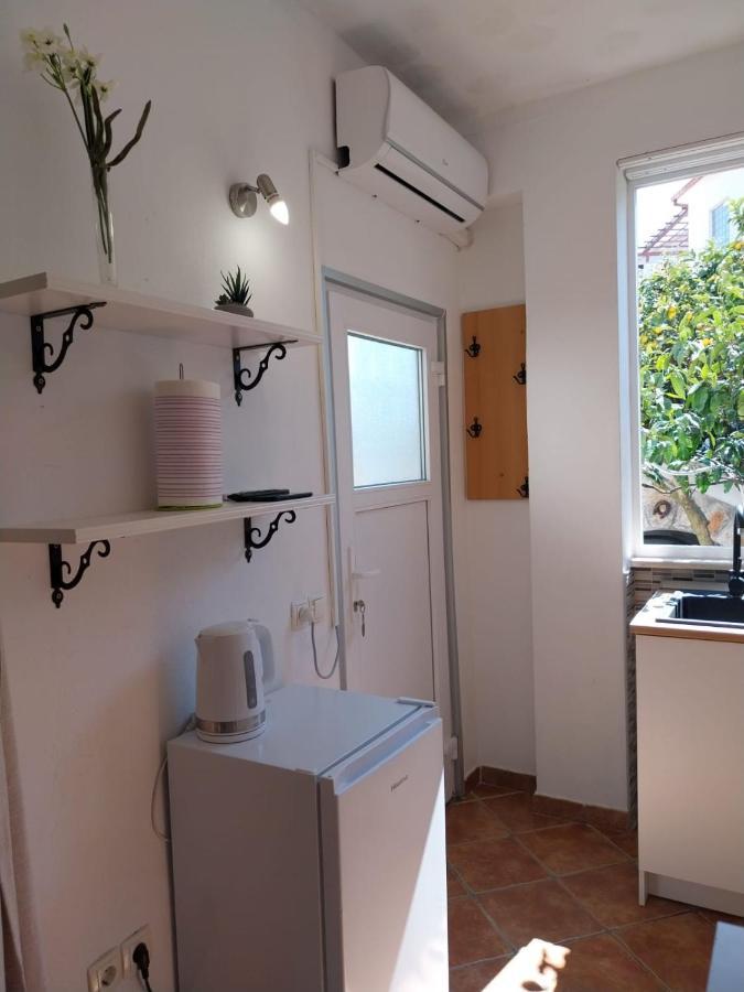 Apartmani Bonavia Jelsa  Esterno foto